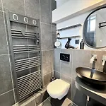 Lägenhet Riviera - Le Petit Balcon De L'opera - Old Town Promenade Des 3*